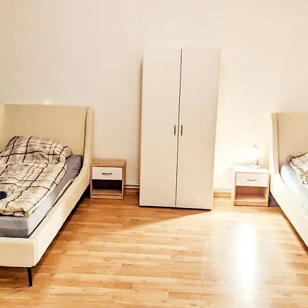 Gemutliche Mit 3 Einzelbetten + Wlan + Smart Tv